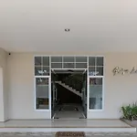 Capital O 3930 Griya Loka Syariah