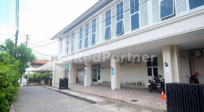 Hotel Capital O 3930 Griya Loka Syariah Semarang