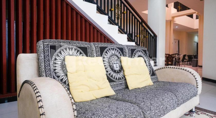 Hotel Capital O 3930 Griya Loka Syariah Semarang